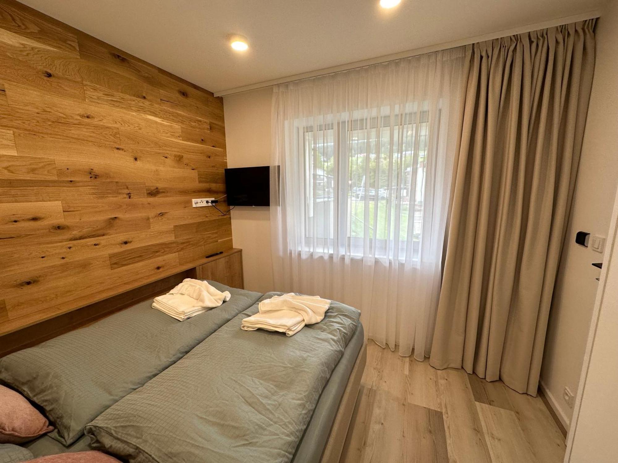 Apartman Oriens Pec Pod Snezkou Exteriör bild