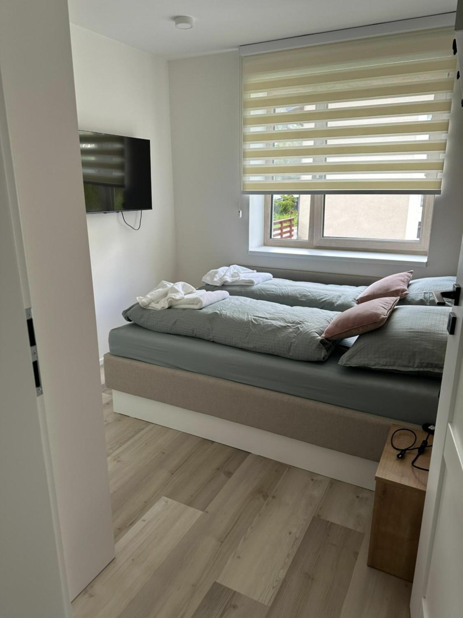Apartman Oriens Pec Pod Snezkou Exteriör bild