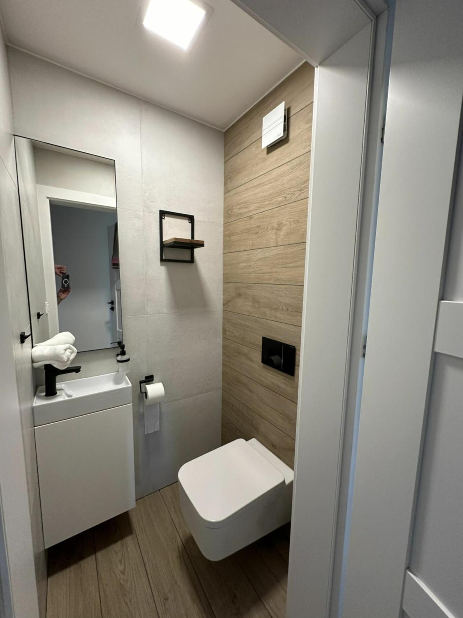 Apartman Oriens Pec Pod Snezkou Exteriör bild